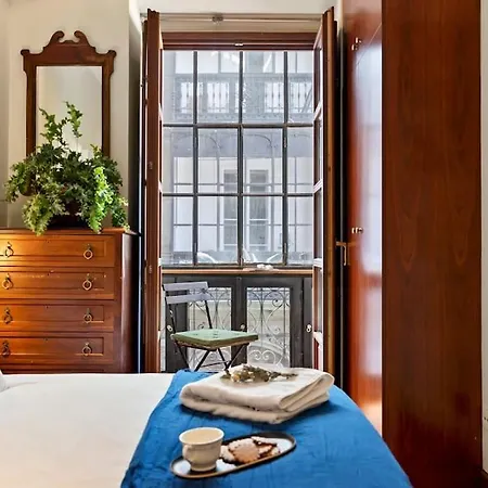 La Joya Apartment *